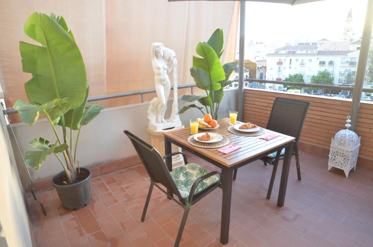 Habitacion Grande Con Terraza Privada, Malaga Centro Exterior photo